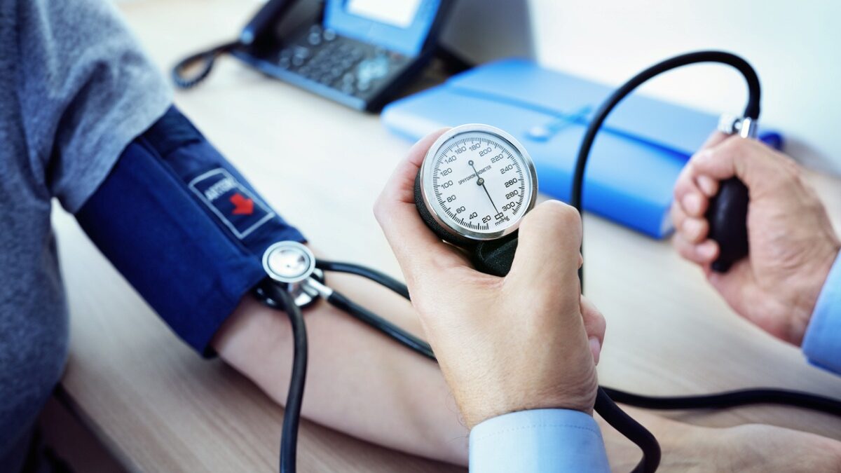 Hypertension (High Blood Pressure) Hypertension (High Blood Pressure)